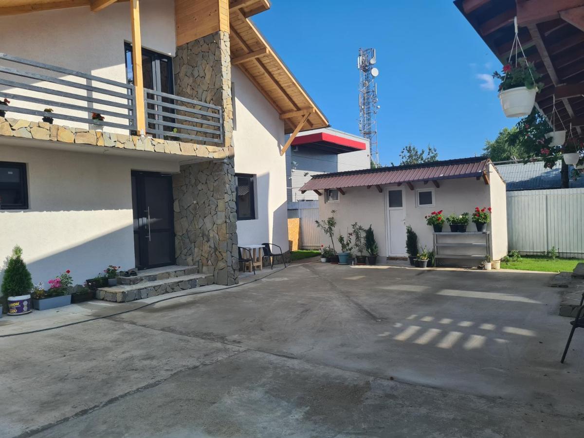 Apartament Luca'S House Balotesti Zewnętrze zdjęcie